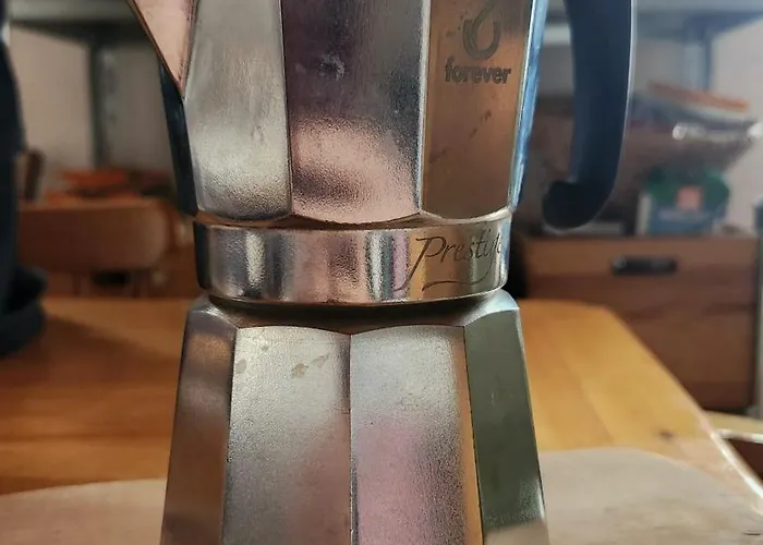 Apartma Raft, בובק